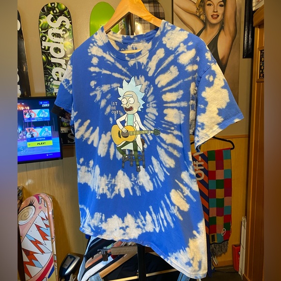 Custom rick and morty let me out custom sprial reverse dye - Picture 1 of 4